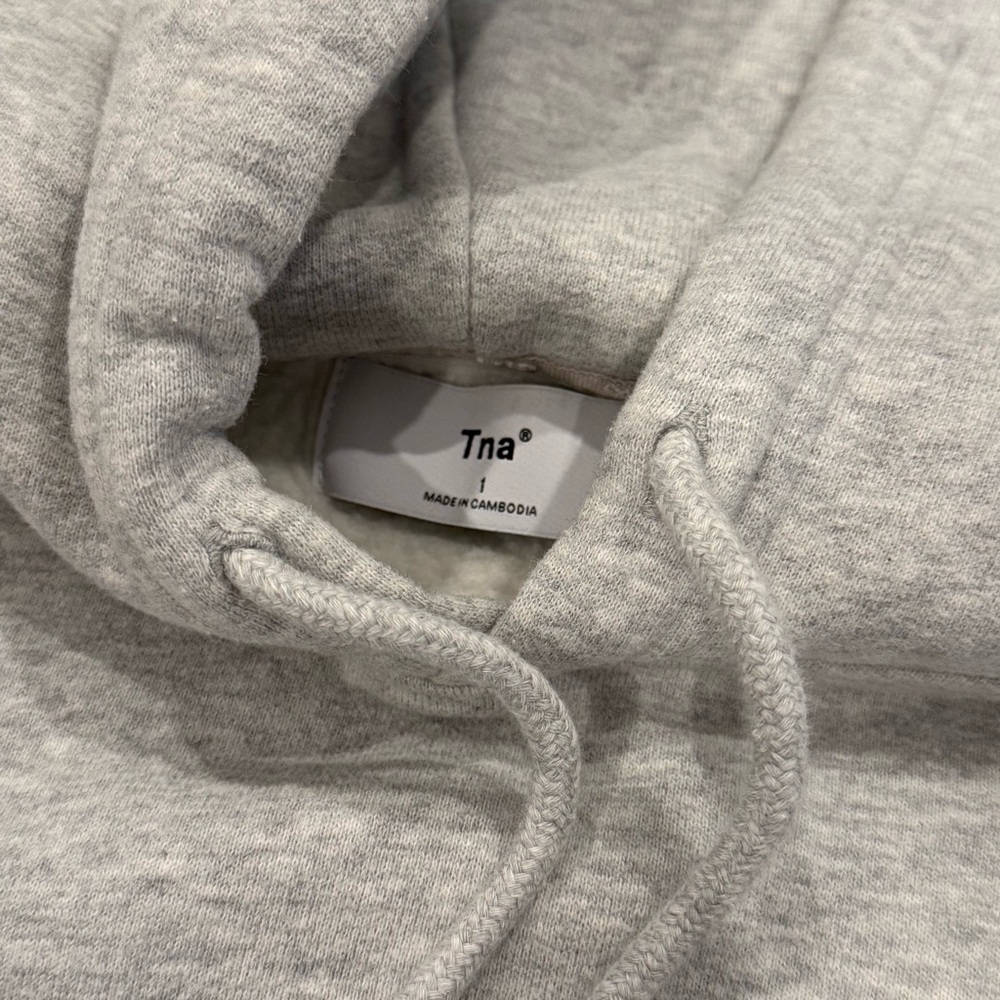 Aritzia TNA boyfriend mega fleece sweatshirt (older style) - Picture 3 of 3
